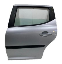 Portiera posteriore sinistra usato Portiera posteriore sinistra usato  Italia