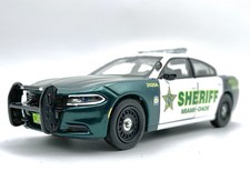 Dodge Charger Miami-Dade Sheriff Custom Welly escala 1/43 2024 comprar usado  Enviando para Brazil