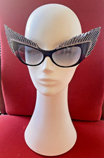 Alain mikli eyewear d'occasion  Saint-Laurent-en-Grandvaux