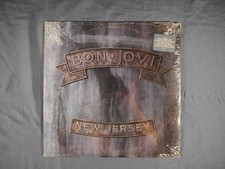 BON JOVI - NEW JERSEY  VINYL LP  1ST 1988 US PRESS       SHRINK  W. HYPE STICKER comprar usado BON JOVI - NEW JERSEY  VINYL LP  1ST 1988 US PRESS       SHRINK  W. HYPE STICKER comprar usado  Enviando para Brazil