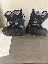 Burton women snowboard for sale  Atwater