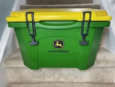 Grizzly quart cooler for sale  Pearl River