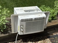 Frigidaire for sale  East Hampton