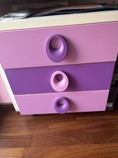 Cameretta bambina cassettiera usato  Bergamo