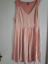 Robe vieux rose d'occasion  Châtillon
