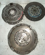 Kit frizione volano usato Kit frizione volano usato  Italia