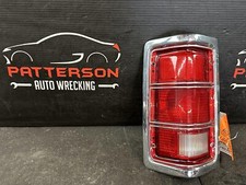 81-84 DODGE D250 DRIVER LANTERNA TRASEIRA ESQUERDA LH com moldura 11-5060-21-1A, usado comprar usado  Enviando para Brazil