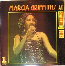 studio one comprar usado studio one comprar usado  Enviando para Brazil