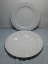 Usado, Conjunto de 2 pratos de jantar Mesa International pontos e pergaminhos em relevo 12" comprar usado  Enviando para Brazil