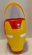Balde de doces de plástico rígido Marvel Iron Man Halloween com alça truque ou guloseima comprar usado  Enviando para Brazil