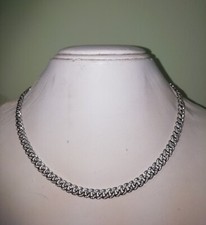 Collana girocollo unisex usato  Ragalna