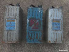 Lot ancien bidons d'occasion  Chef-Boutonne