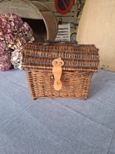 Ancien panier osier d'occasion  Villeneuve-la-Guyard