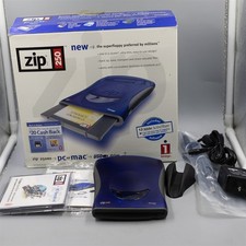 Leitor de disco externo USB Iomega Zip 250 comprar usado Leitor de disco externo USB Iomega Zip 250 comprar usado  Enviando para Brazil