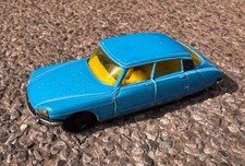 Ancienne voiture miniature d'occasion  Montlouis-sur-Loire
