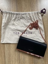 Sac pochette ted d'occasion  Paris XIX