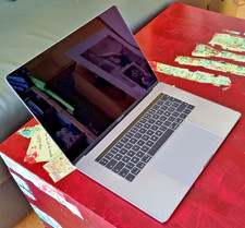 Apple macbook pro d'occasion  Nice-