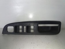 Maniglia interna anteriore usato Maniglia interna anteriore usato  Italia