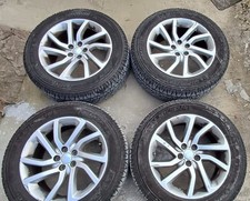 Cerchi gomme completi usato  Brindisi
