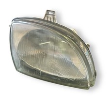 Faro anteriore destro usato  Italia