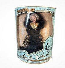 Boneca Marilyn Monroe "Fur Fantasy" ~ SOMENTE CASACO DE PELE DE LUXO DA BONECA ~ Tão linda! comprar usado  Enviando para Brazil