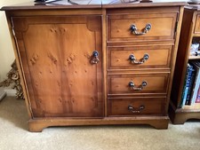 yew hi fi cabinet for sale yew hi fi cabinet for sale HERTFORD