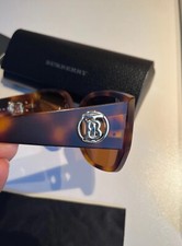 Burberry occhiali sole usato  Milano