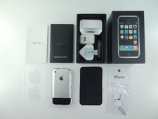 Apple iphone 8gb for sale  HYDE