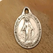 Médaille religieuse ancienne d'occasion  Bois-Guillaume