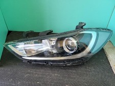 Farol de LED esquerdo Hyundai Elantra i30 Sedan Avante AD 2016 comprar usado  Enviando para Brazil