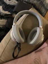 Jbl series headphones for sale  Brick