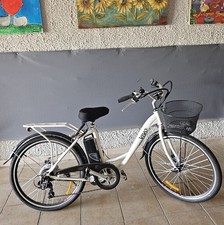 Bicicletta elettrica donna usato  Castelvetrano