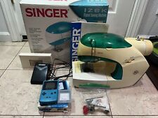 Usado, Máquina de costura Singer Izek Gameboy Color funciona! Leia a descrição! comprar usado  Enviando para Brazil