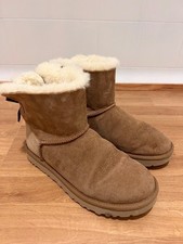 Stivali ugg mini usato  Fucecchio