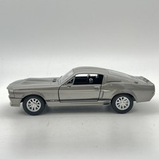 Antigo Road Signature 1967 Shelby Eleanor GT500 carro escala 1/24 #24206 feito na China comprar usado  Enviando para Brazil