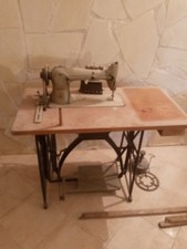 Macchina cucire antica usato  Santa Venerina