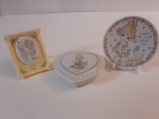 Usado, Vintage Lot Of 3 Precious Moments Collectibles Jewelry Box Plate Frame Easel comprar usado Usado, Vintage Lot Of 3 Precious Moments Collectibles Jewelry Box Plate Frame Easel comprar usado  Enviando para Brazil