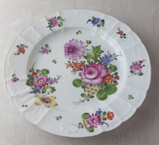 Assiette décor fleurs d'occasion Assiette décor fleurs d'occasion  Seingbouse