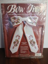 Kit de porta de ponto cruz vintage para artesanato de Natal gravatas borboleta "doces de Natal" lacrado  comprar usado Kit de porta de ponto cruz vintage para artesanato de Natal gravatas borboleta "doces de Natal" lacrado  comprar usado  Enviando para Brazil