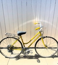 Vintage schwinn yellow for sale Vintage schwinn yellow for sale  Lakewood
