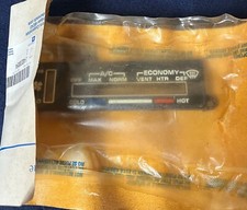 Placa frontal de controle de ar condicionado de aquecimento Corvette 1980-82 NOS GM # 14020094, usado comprar usado  Enviando para Brazil