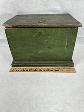 Usado, caixa de madeira primitiva antiga pintura verde jornal forrado data 1873 original  comprar usado  Enviando para Brazil
