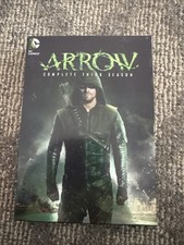 Arrow: The Complete Third Season (DC) (DVD, 2014) comprar usado  Enviando para Brazil