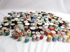 Lote grande de hilo de coser vintage 165 carretes abrigos Woolworth y garra Clark Blossom segunda mano  Embacar hacia Mexico
