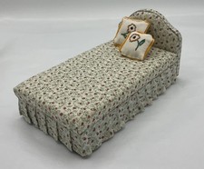 Dolls house bed for sale  BILLERICAY