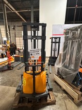 Apollolift used 3300lb for sale  Roselle