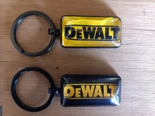 Porte clés dewalt d'occasion  Fismes