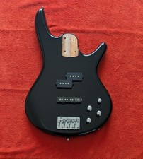 Baixo Ibanez GSR200 CORPO CARREGADO - Preto - 4 cordas comprar usado Baixo Ibanez GSR200 CORPO CARREGADO - Preto - 4 cordas comprar usado  Enviando para Brazil