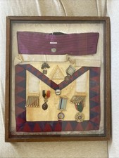 Quadro con medaglie usato  Fornovo di Taro