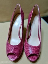 Gorgeous nine west for sale  CAMBRIDGE